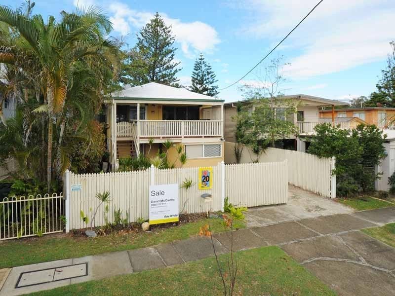 20 Venice Street, Mermaid Beach QLD 4218