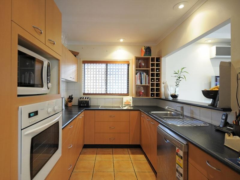 20 Venice Street, Mermaid Beach QLD 4218