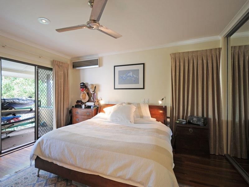 20 Venice Street, Mermaid Beach QLD 4218