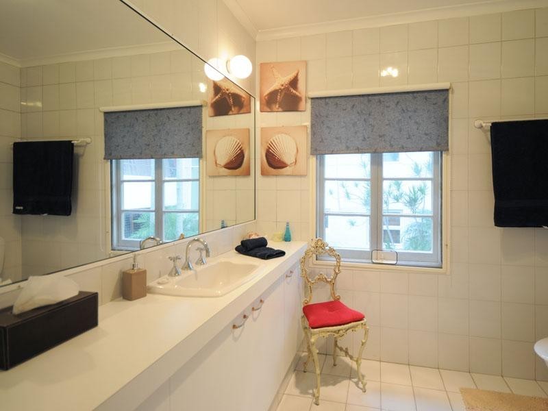 20 Venice Street, Mermaid Beach QLD 4218