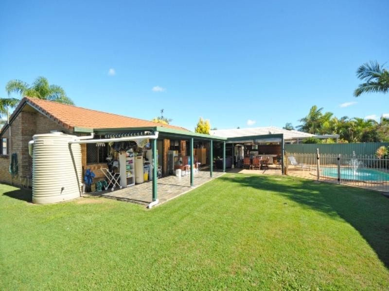 13 Tattler Way, Burleigh Waters QLD 4220