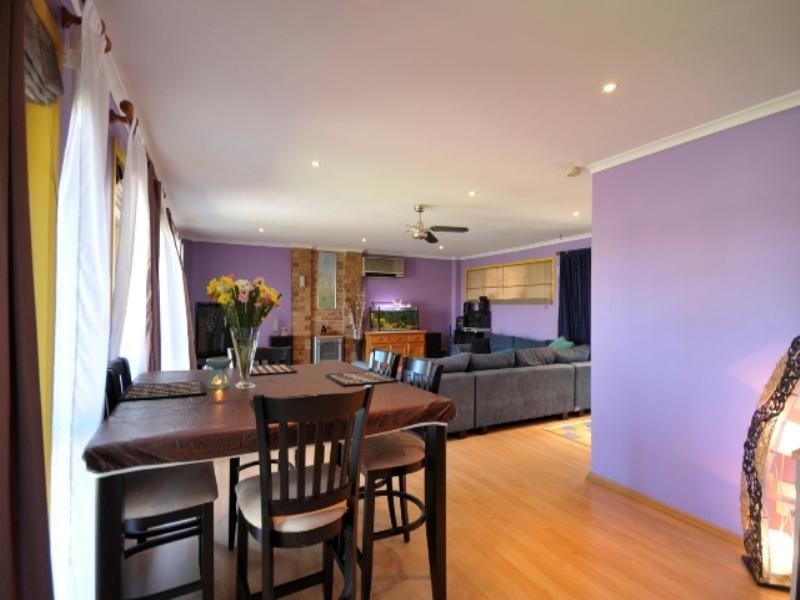 13 Tattler Way, Burleigh Waters QLD 4220