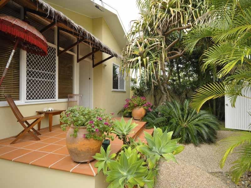 75 Seagull Avenue, Mermaid Beach QLD 4218