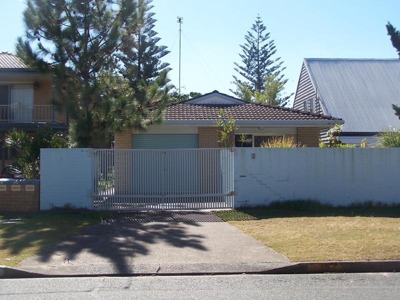 19 Tamborine Street, Mermaid Beach QLD 4218