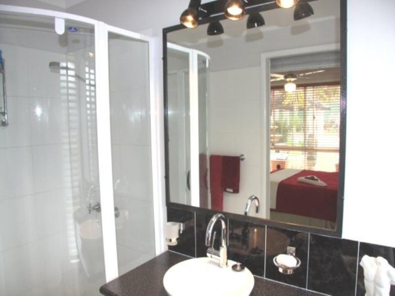 105 Cobai Drive, Mudgeeraba QLD 4213