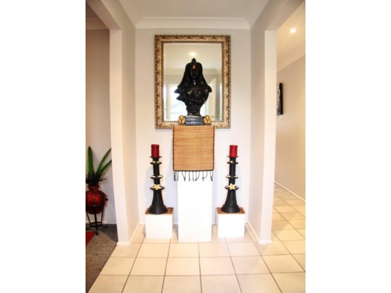 105 Cobai Drive, Mudgeeraba QLD 4213