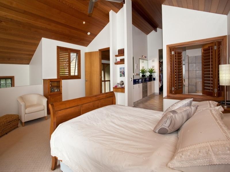 9 Short Street, Burleigh Heads QLD 4220