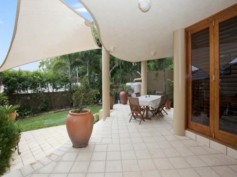 9 Short Street, Burleigh Heads QLD 4220