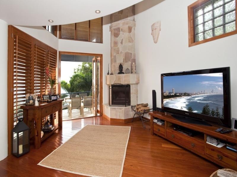 9 Short Street, Burleigh Heads QLD 4220