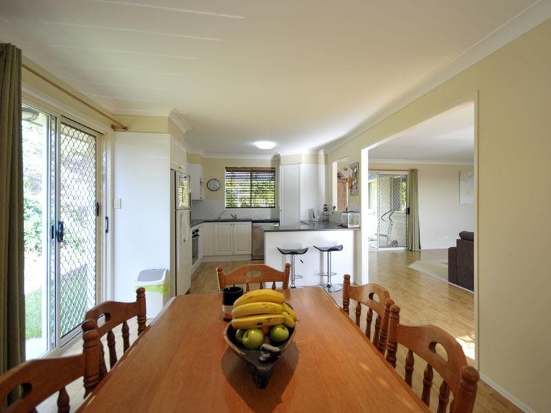 18 Bidwill Court, Elanora QLD 4221