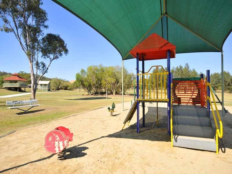 18 Bidwill Court, Elanora QLD 4221