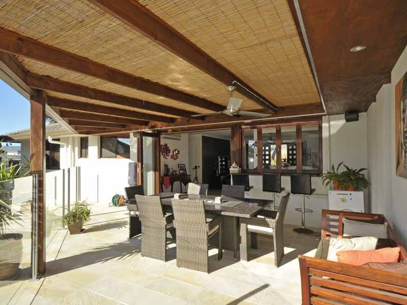 43 Seventh Avenue, Palm Beach QLD 4221