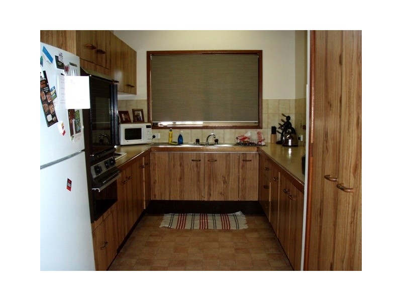 1/32 Sunshine Parade, Miami QLD 4220