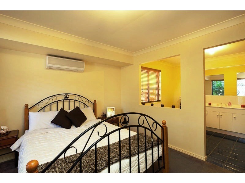 47 Tussock Crescent, Elanora QLD 4221