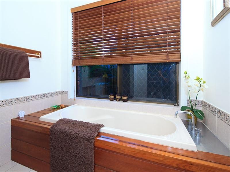 90 Thorngate Drive, Robina QLD 4226