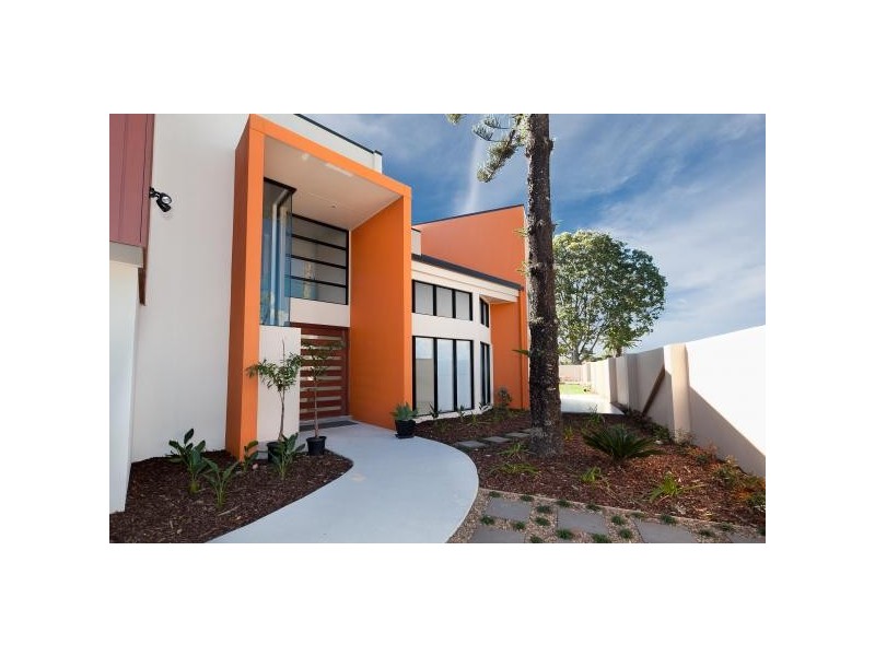 1 Cormack Place, Currumbin Waters QLD 4223