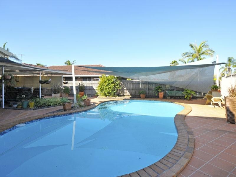 21 Treeview Drive, Burleigh Waters QLD 4220