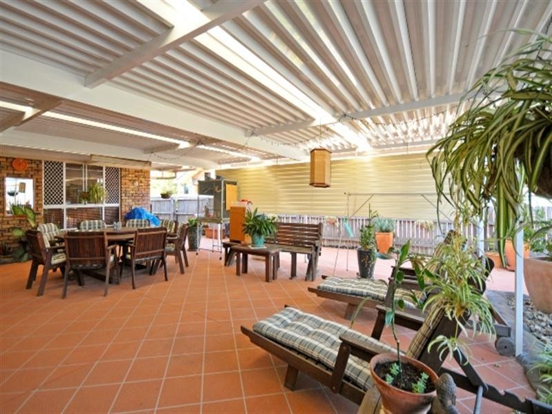 21 Treeview Drive, Burleigh Waters QLD 4220