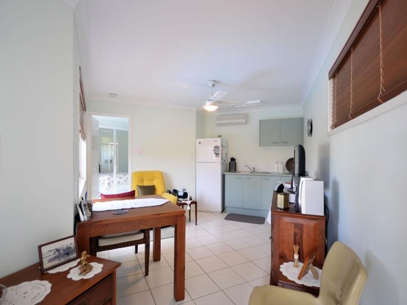 21 Treeview Drive, Burleigh Waters QLD 4220