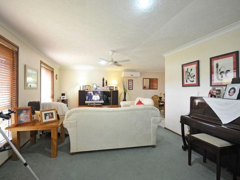 21 Treeview Drive, Burleigh Waters QLD 4220