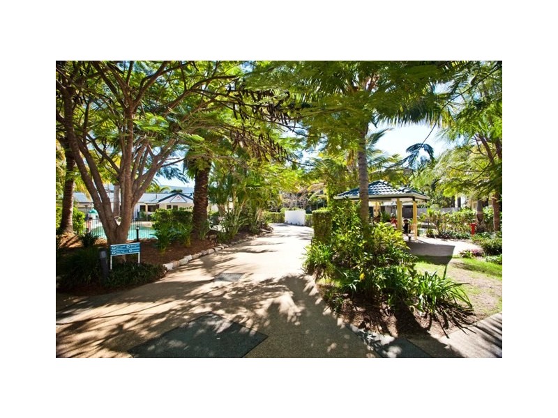 256/2360 Gold Coast Highway, Mermaid Beach QLD 4218