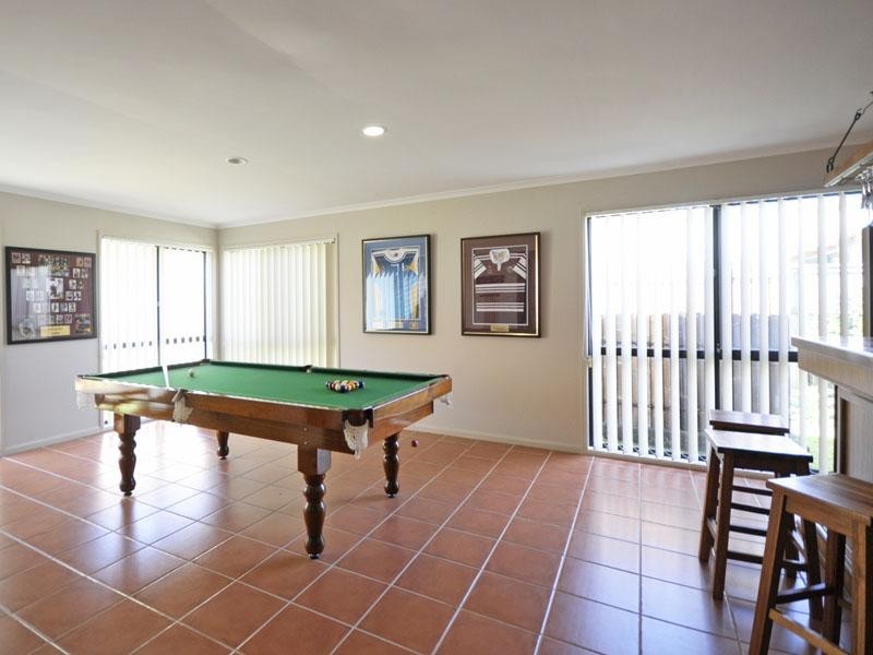 14 Sea Eagle Drive, Burleigh Waters QLD 4220