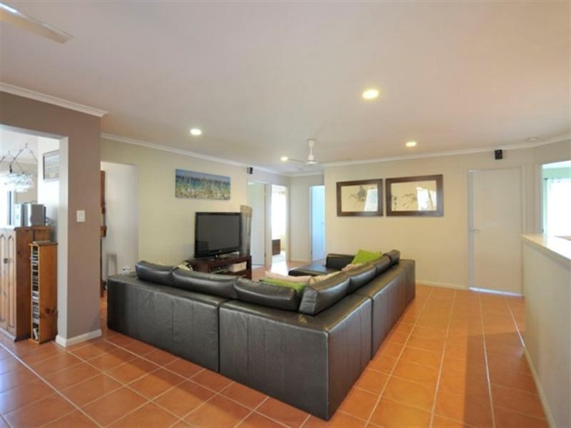 14 Sea Eagle Drive, Burleigh Waters QLD 4220