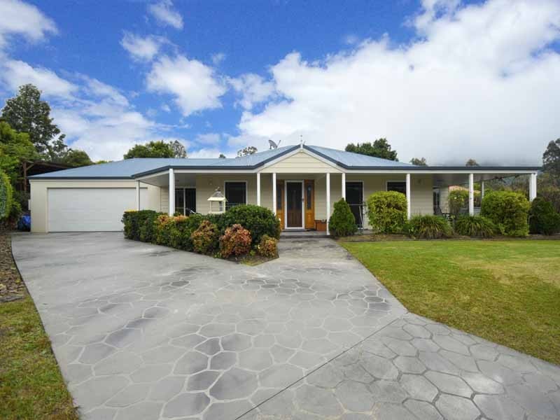 9 Howard Court, Canungra QLD 4275