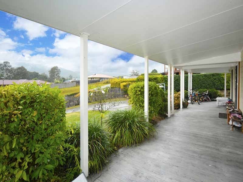 9 Howard Court, Canungra QLD 4275