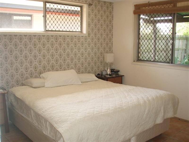 107 Albion Avenue, Miami QLD 4220