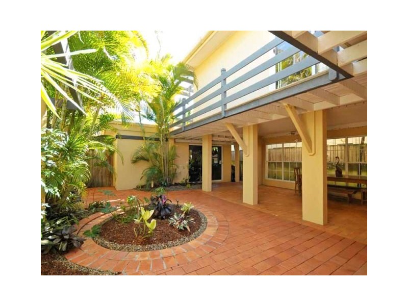 16 Santa Monica Road, Miami QLD 4220
