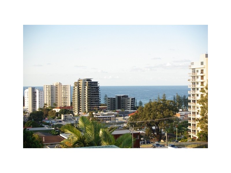 6 East Street, Burleigh Heads QLD 4220