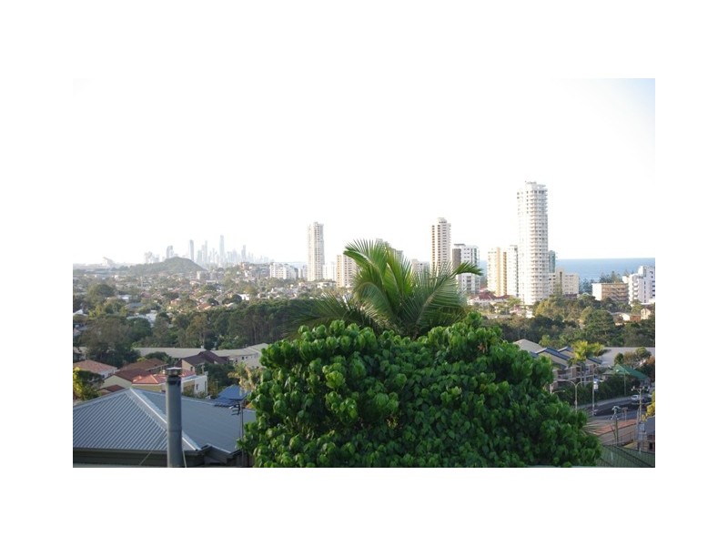 6 East Street, Burleigh Heads QLD 4220
