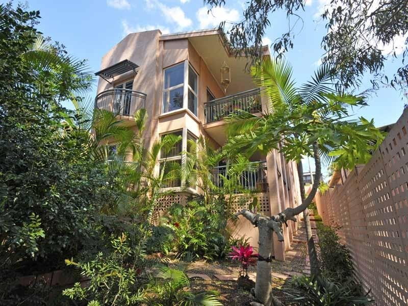 1/13 Biby Street, Tugun QLD 4224