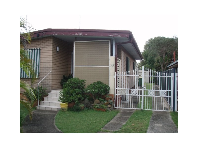 143 Nobby Parade, Miami QLD 4220