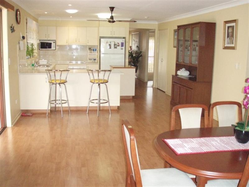 8 Intrepid Drive, Mermaid Waters QLD 4218