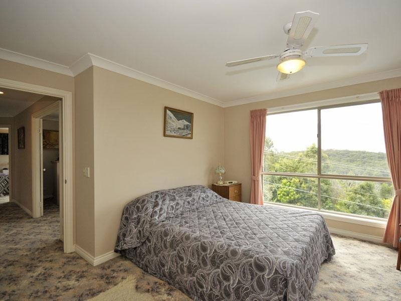 48 Skyline Terrace, Burleigh Heads QLD 4220