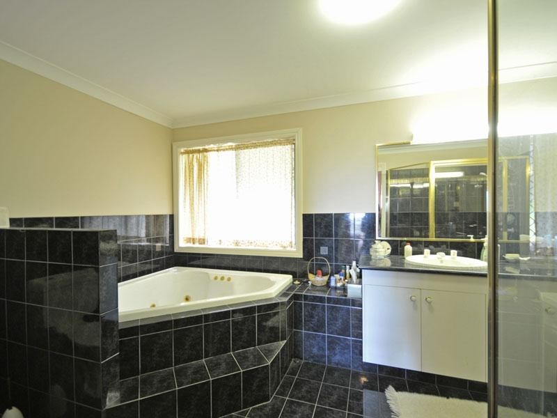 48 Skyline Terrace, Burleigh Heads QLD 4220