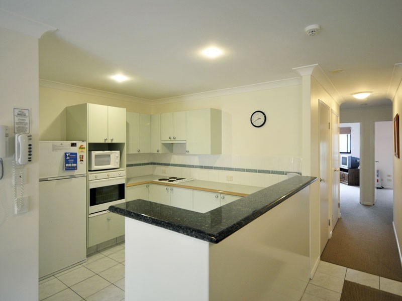 B19 Great Hall Drive, Miami QLD 4220