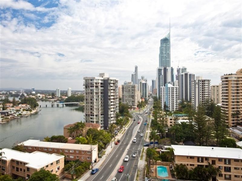1103/18 Fern Street, Surfers Paradise QLD 4217