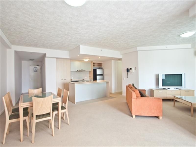 1103/18 Fern Street, Surfers Paradise QLD 4217