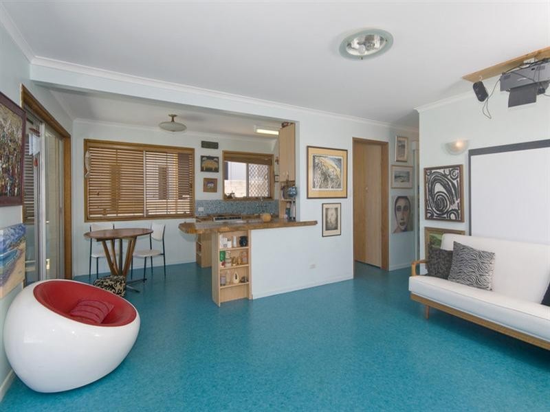 11 Kelly Avenue, Miami QLD 4220