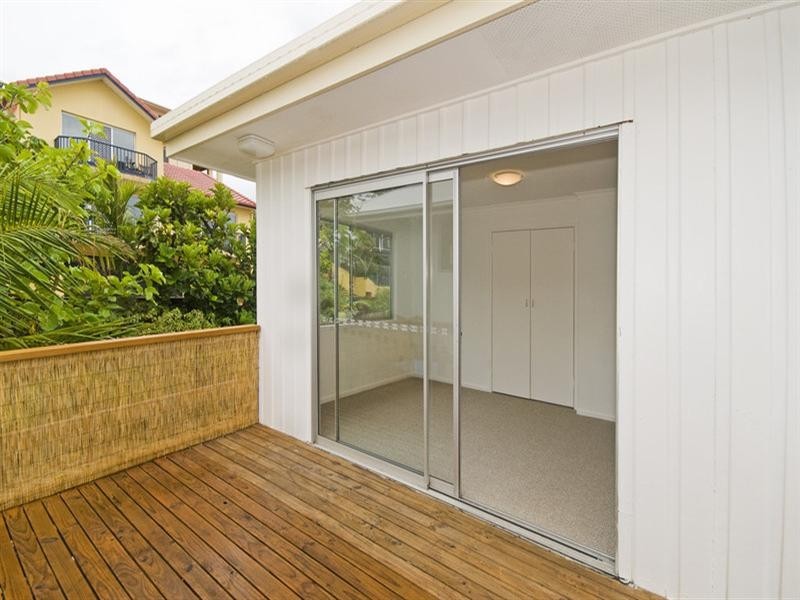 11 Kelly Avenue, Miami QLD 4220