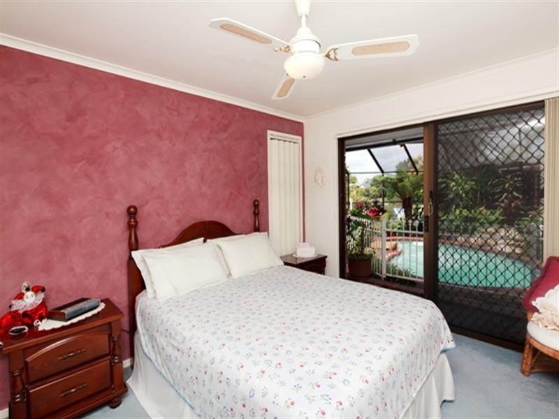 11 Garden Grove, Carrara QLD 4211