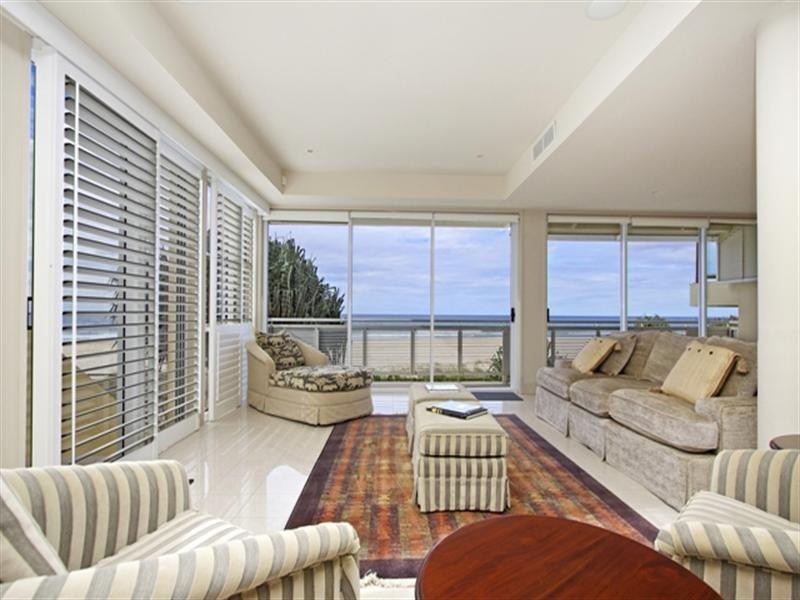 41 Jefferson Lane, Palm Beach QLD 4221