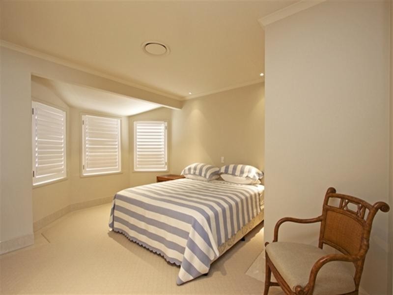 41 Jefferson Lane, Palm Beach QLD 4221