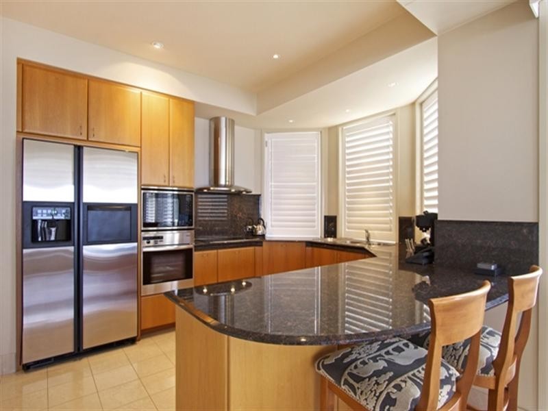 41 Jefferson Lane, Palm Beach QLD 4221