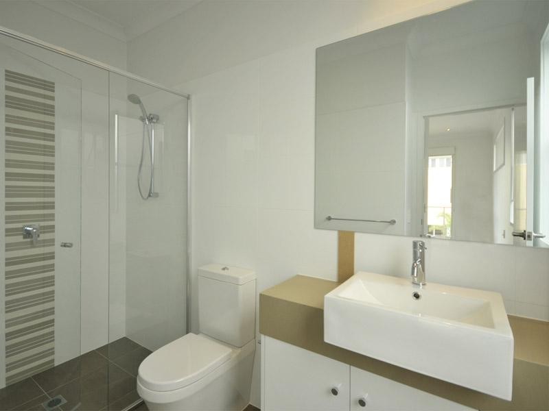 19 Ventura Road, Mermaid Beach QLD 4218