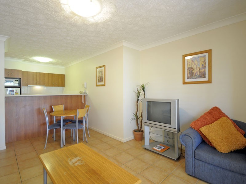 11/38 Petrel Avenue, Mermaid Beach QLD 4218