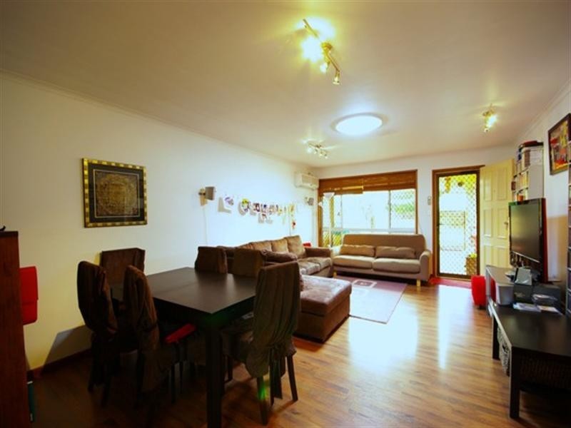 1/28 Macaw Avenue, Miami QLD 4220